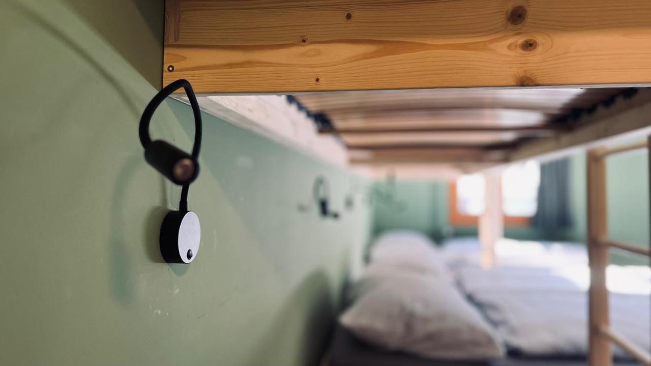 Hotel Alpina Einhorn - Self-Check-In ولفنسشيسن المظهر الخارجي الصورة